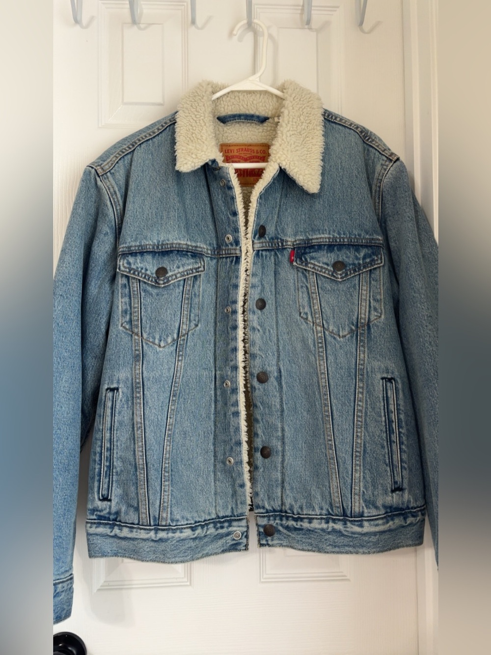 Women’s Denim Levi’s Jacket